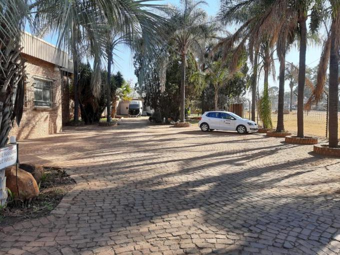 Commercial for Sale For Sale in Onderstepoort - MR407287