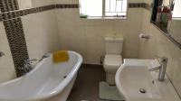 Bathroom 1 - 6 square meters of property in Roodia