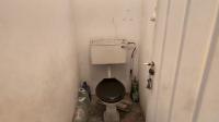 Staff Bathroom - 2 square meters of property in Roodia