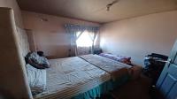 Bed Room 1 of property in Johannesburg Central