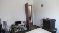 Bed Room 1 - 15 square meters of property in West Village