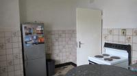 Kitchen - 17 square meters of property in West Village