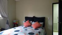 Bed Room 1 - 16 square meters of property in Glen Erasmia Boulevard