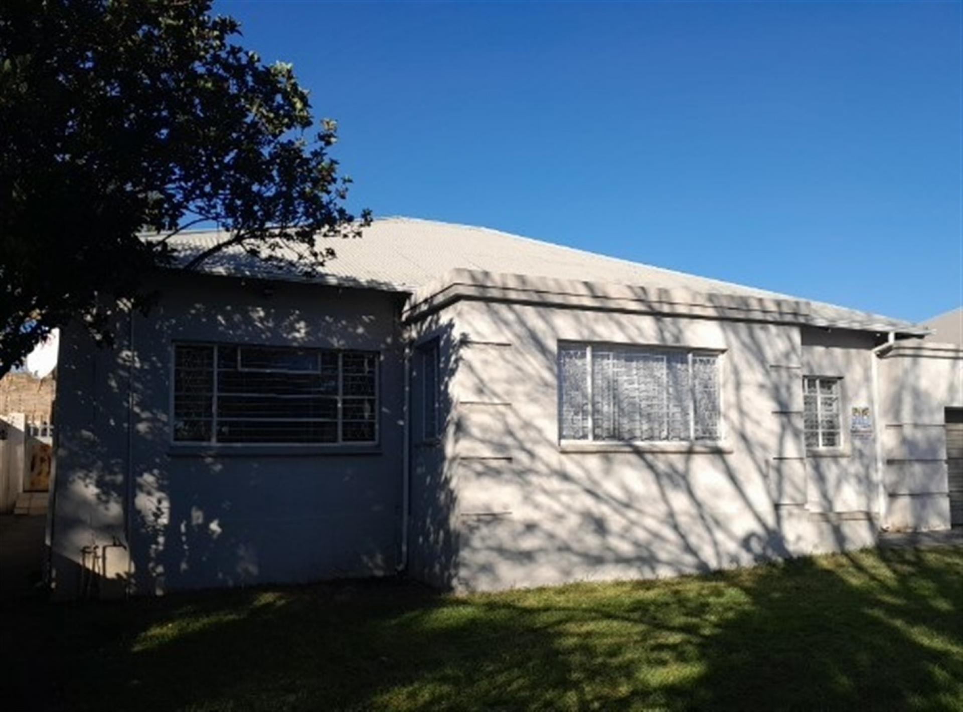 Front View of property in The Hill