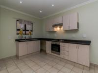 Kitchen - 15 square meters of property in Shakas Rock