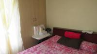 Main Bedroom - 10 square meters of property in Meadowlands