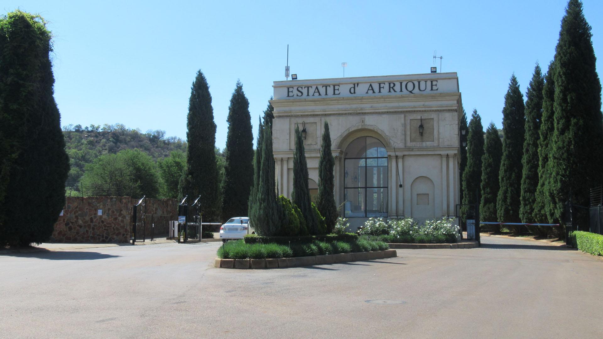 Front View of property in Hartbeespoort