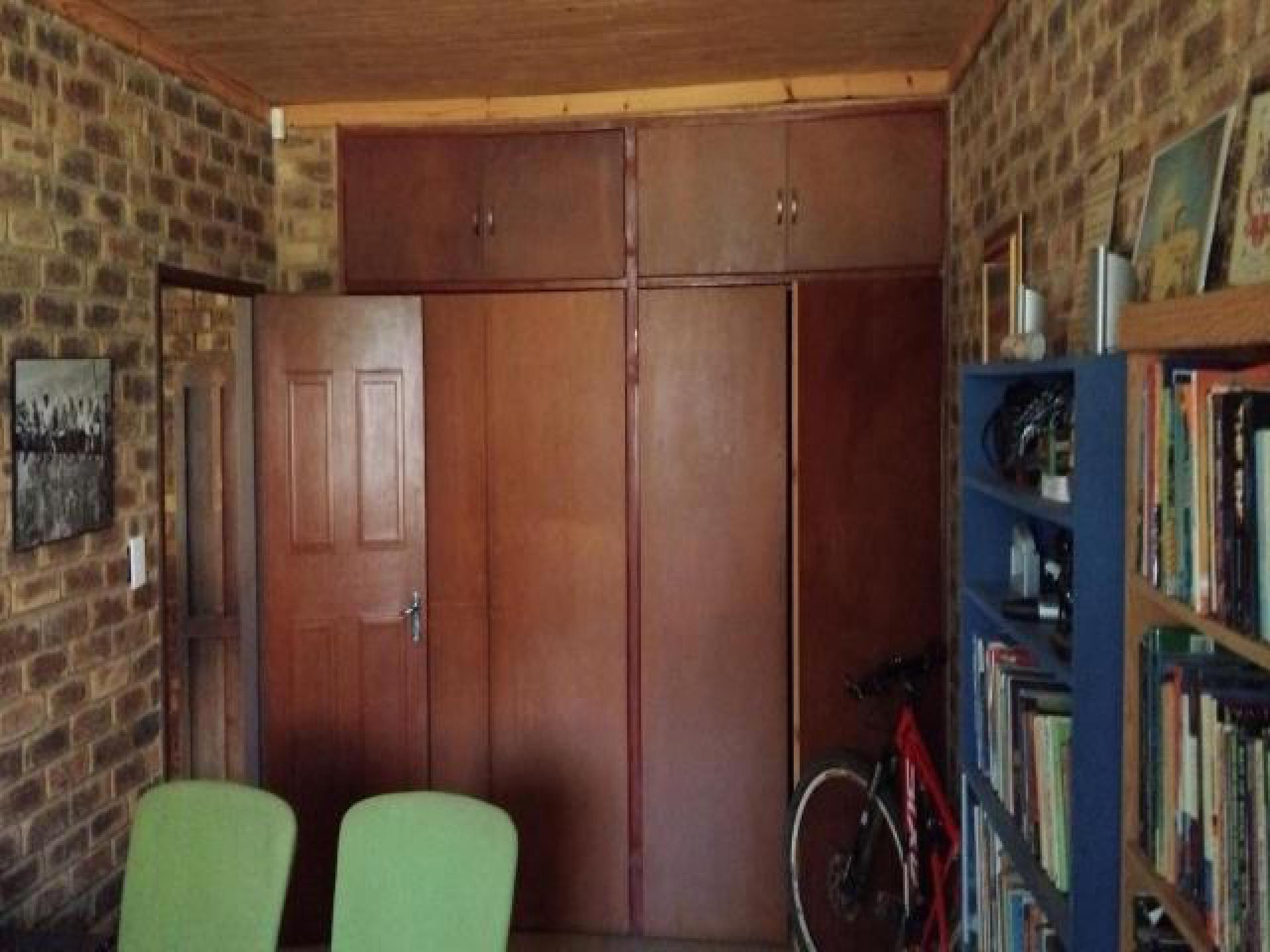 Bed Room 2 of property in Rietkol AH