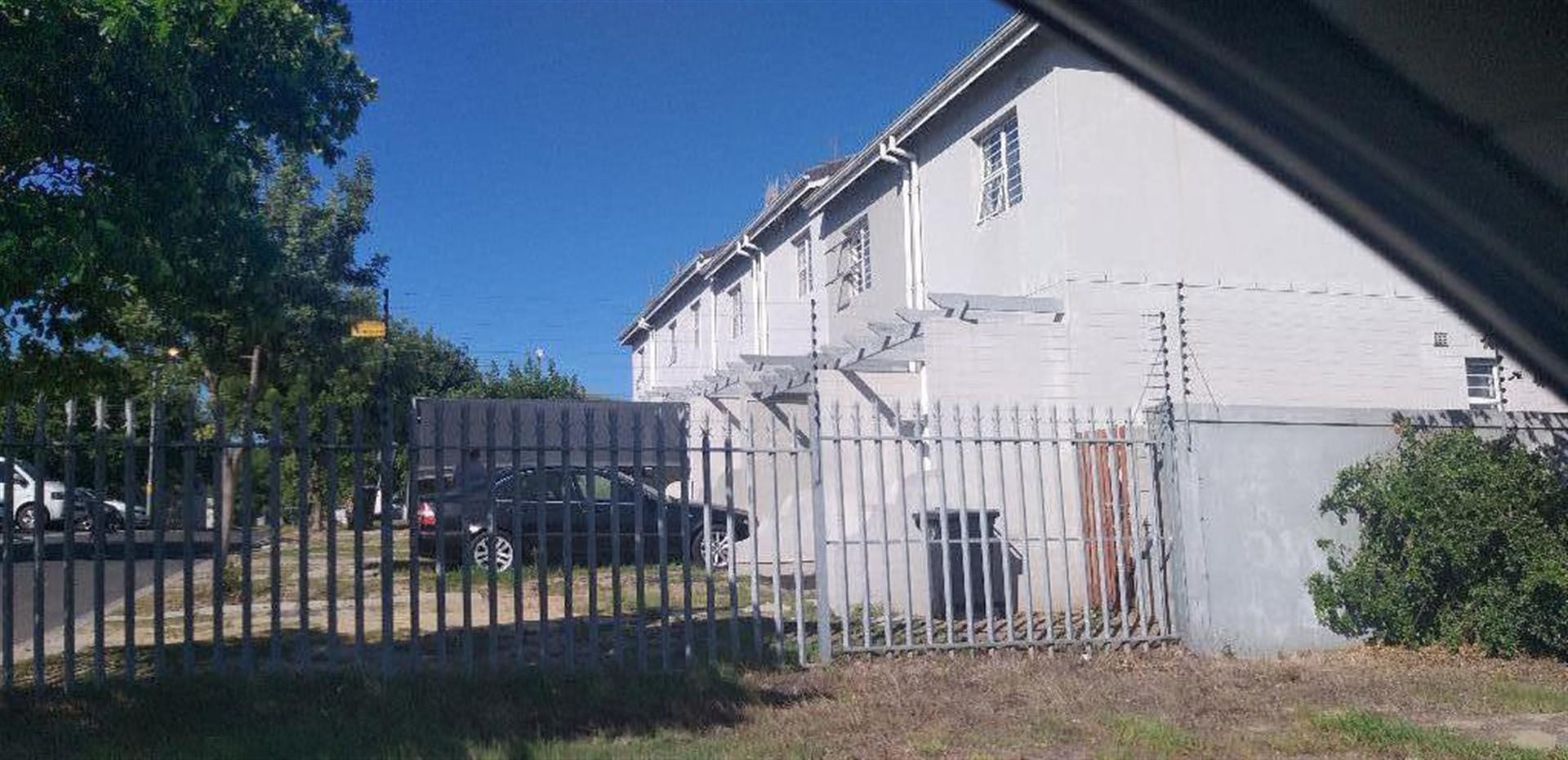 Front View of property in Blue Downs