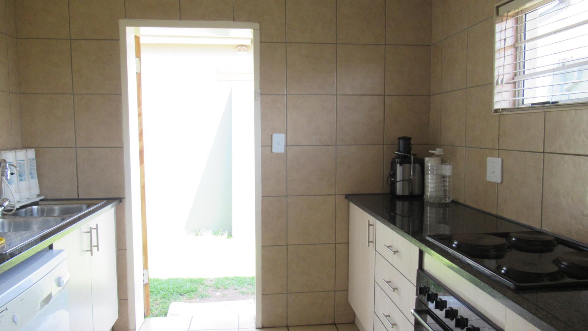 Kitchen - 7 square meters of property in Blancheville