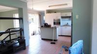 Dining Room - 26 square meters of property in Bluff