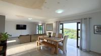 Dining Room - 21 square meters of property in Ballitoville