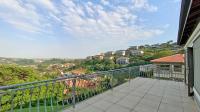Balcony - 31 square meters of property in Ballitoville