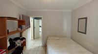 Bed Room 1 - 12 square meters of property in Ballitoville
