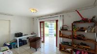 Bed Room 2 - 17 square meters of property in Ballitoville
