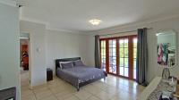 Main Bedroom - 27 square meters of property in Ballitoville