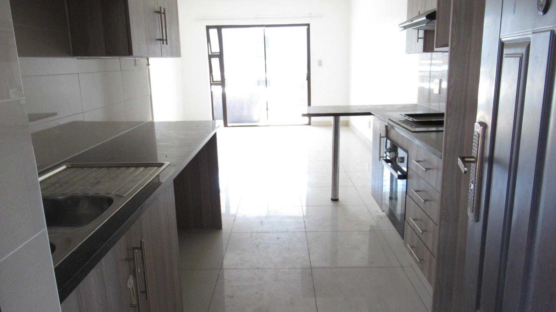 Kitchen - 10 square meters of property in Crystal Park