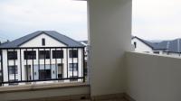Balcony - 14 square meters of property in Greenstone Hill