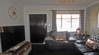 Lounges - 6 square meters of property in Kempton Park