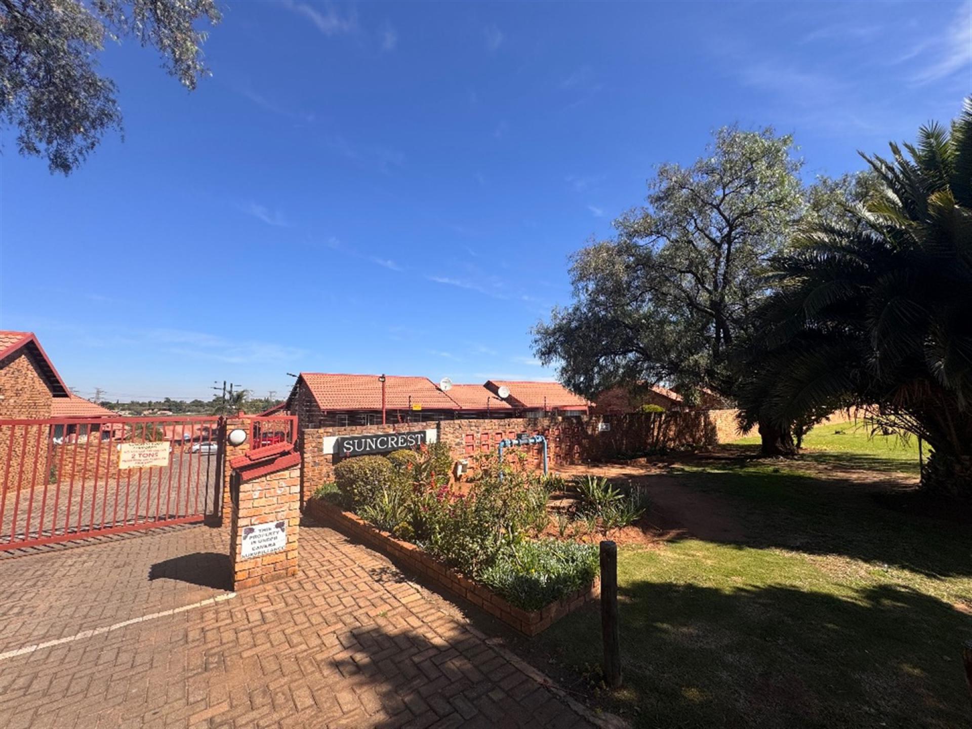 Front View of property in Kempton Park