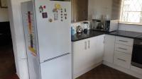 Kitchen of property in Bulwer