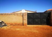 2 Bedroom 1 Bathroom House for Sale for sale in Protea Glen