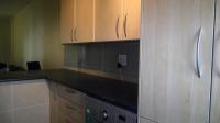 Kitchen - 7 square meters of property in Bedford Gardens