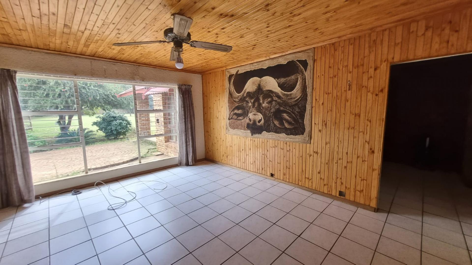 Dining Room of property in Delmas