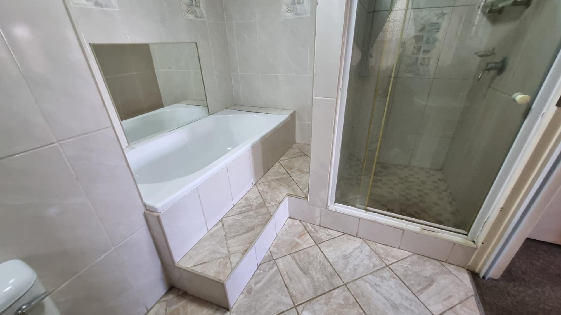 Main Bathroom of property in Delmas