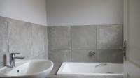 Bathroom 1 - 5 square meters of property in Summerset