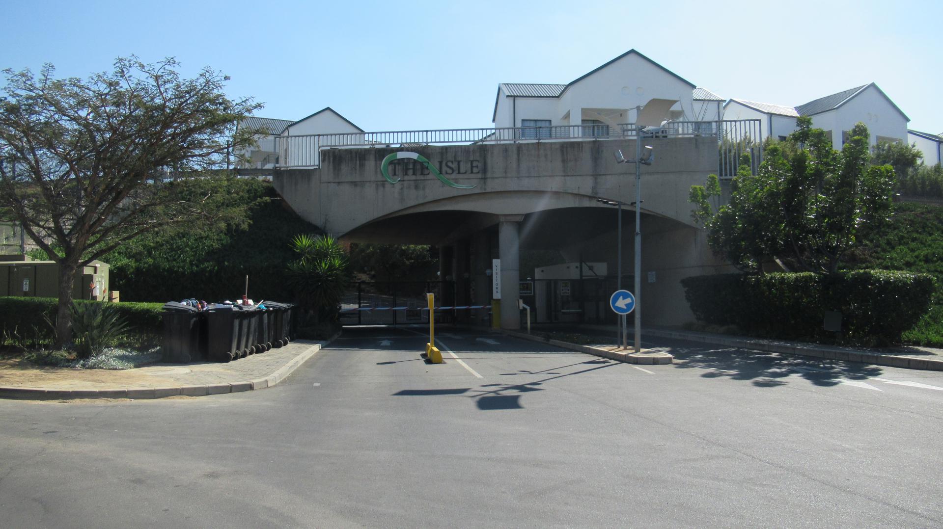 Front View of property in Greenstone Hill