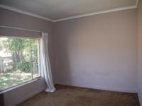 Bed Room 1 - 21 square meters of property in Rensburg