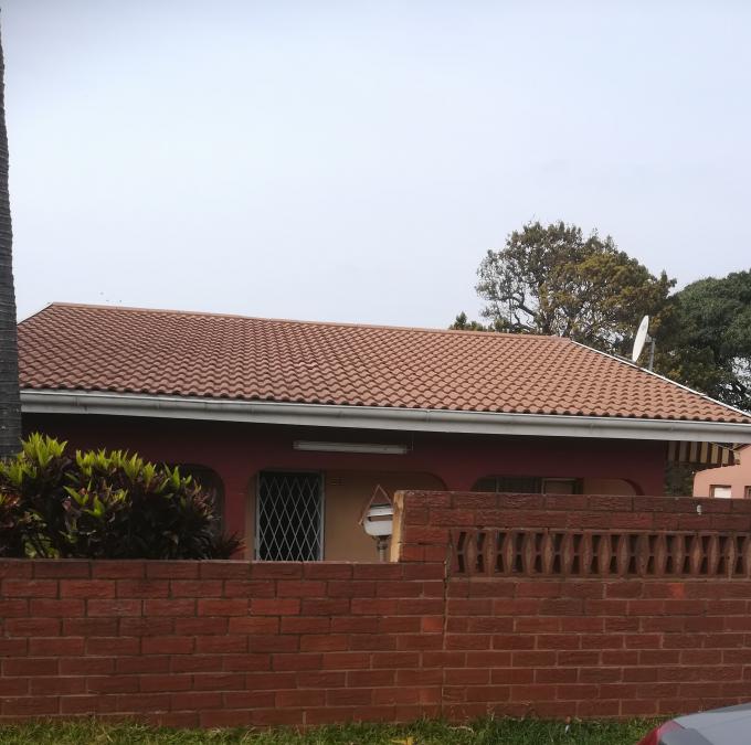 3 Bedroom House to Rent in Wentworth  - Property to rent - MR413154