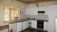 Kitchen - 14 square meters of property in Lilyvale AH