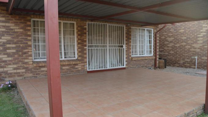 2 Bedroom Simplex to Rent in Meyerspark - Property to rent - MR413773