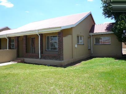 3 Bedroom Simplex for Sale For Sale in Germiston - Private Sale - MR41420