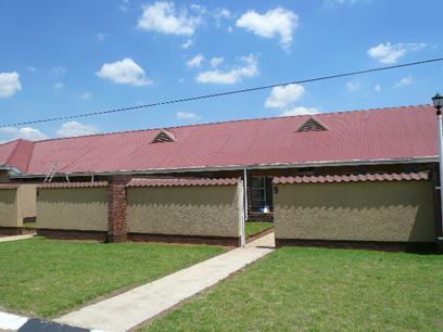 2 Bedroom Simplex for Sale For Sale in Germiston - Private Sale - MR41423