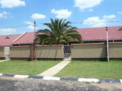 2 Bedroom Simplex for Sale For Sale in Germiston - Home Sell - MR41428