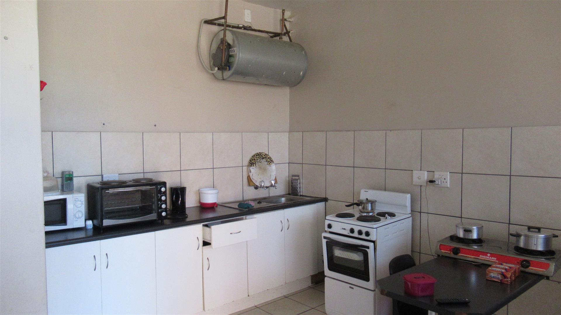 Kitchen - 7 square meters of property in Grootvlei