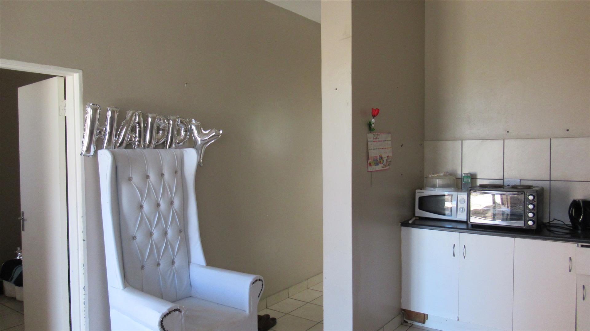 Lounges - 12 square meters of property in Grootvlei