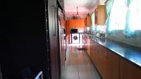 Kitchen - 41 square meters of property in Whitney Gardens