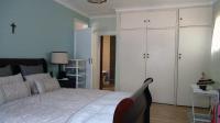 Main Bedroom - 27 square meters of property in Whitney Gardens