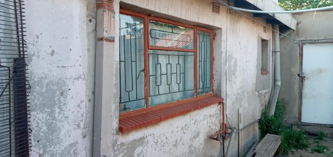 2 Bedroom House for Sale For Sale in Daveyton - MR415565