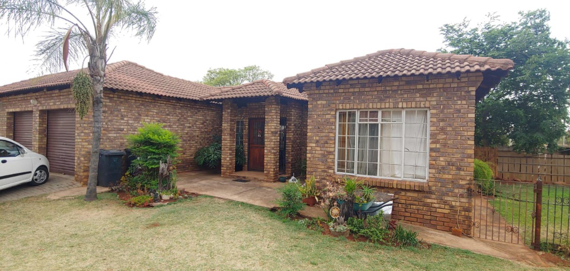 3 Bedroom House for Sale For Sale in Theresapark MR415585