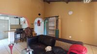 Lounges - 26 square meters of property in North Riding