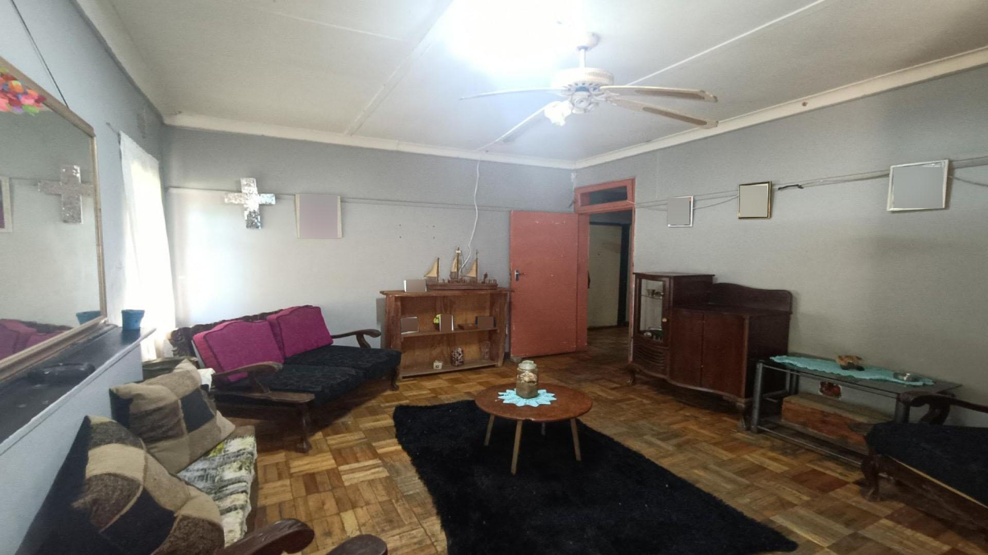 Lounges of property in Welkom