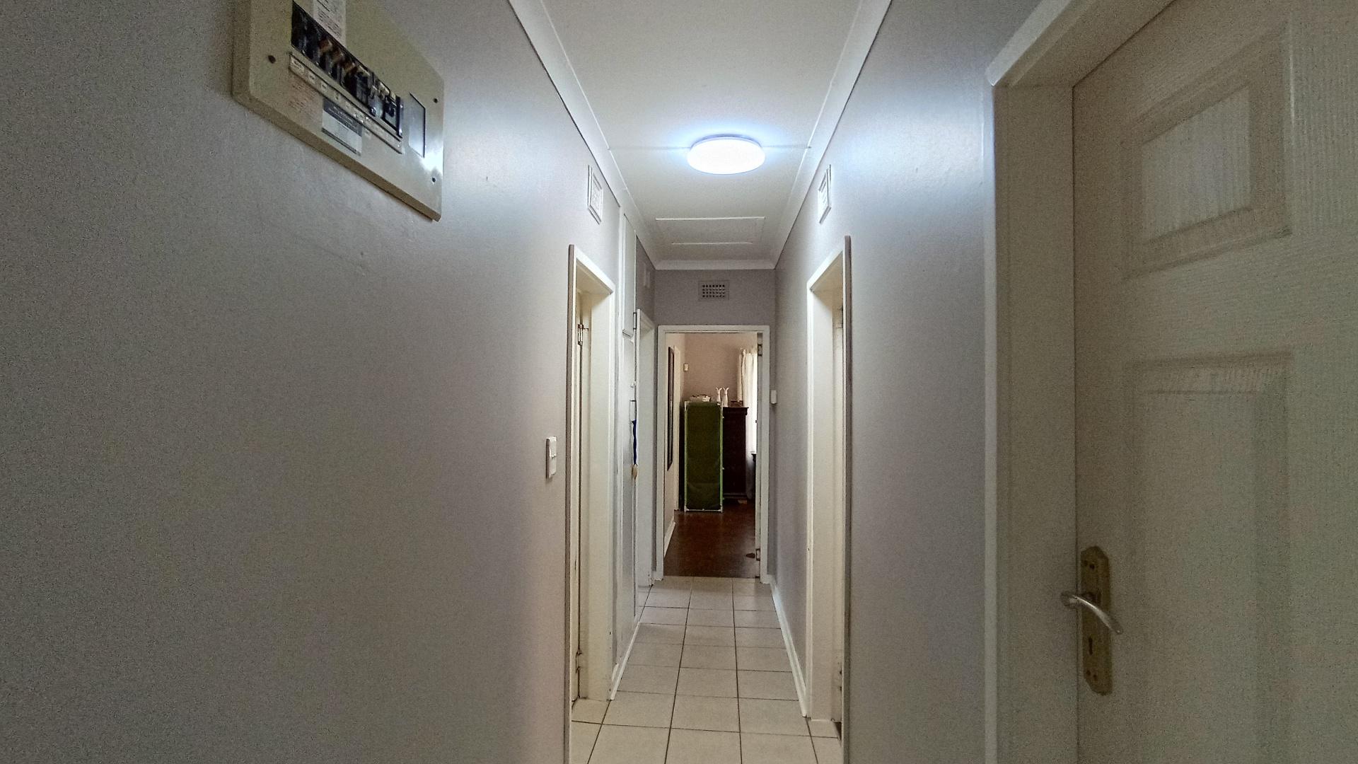 Spaces - 10 square meters of property in Amanzimtoti 