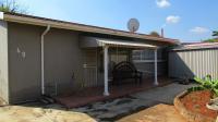 Front View of property in Minnebron