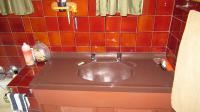 Bathroom 1 - 8 square meters of property in Minnebron