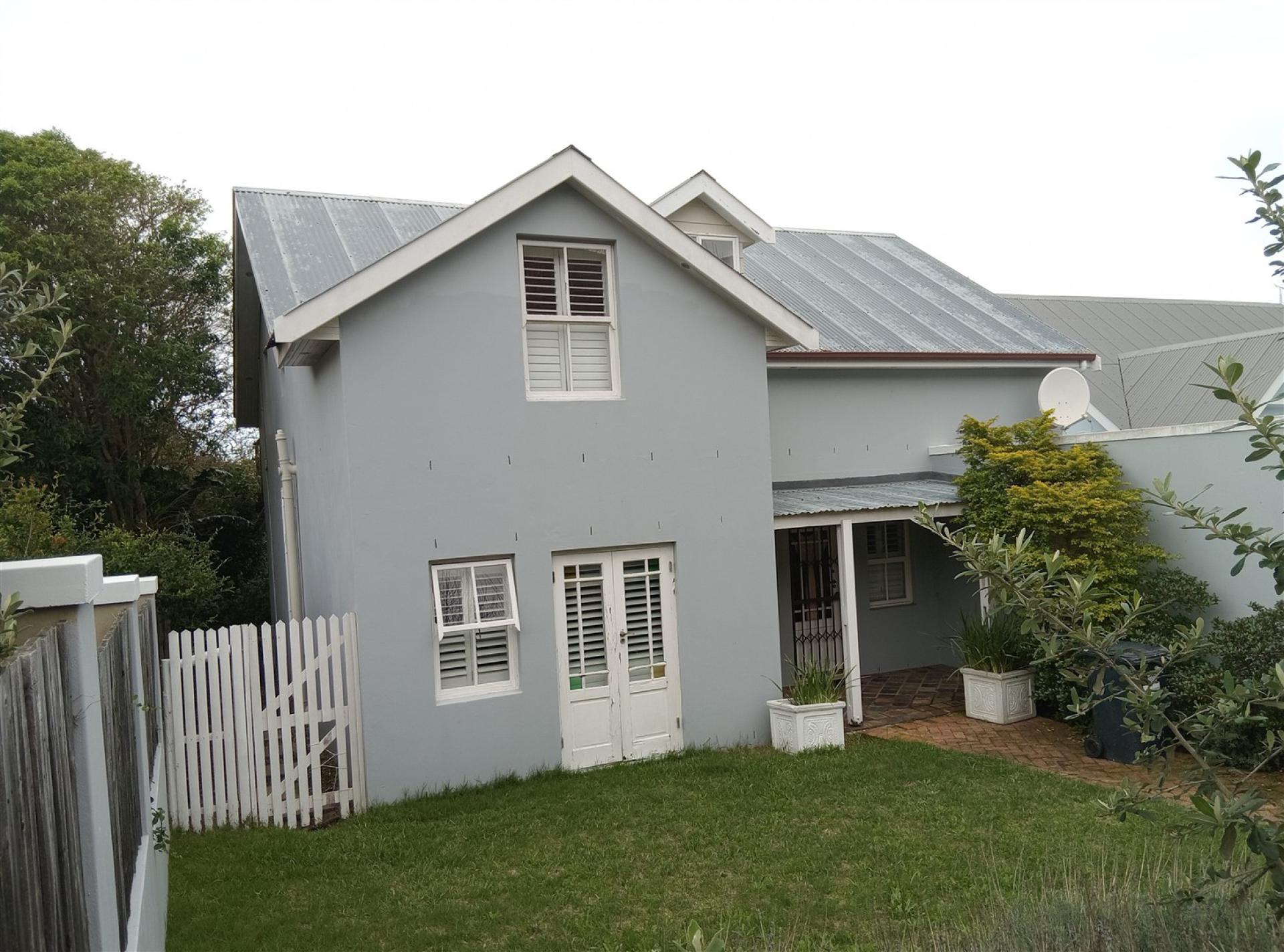 Front View of property in San Michel